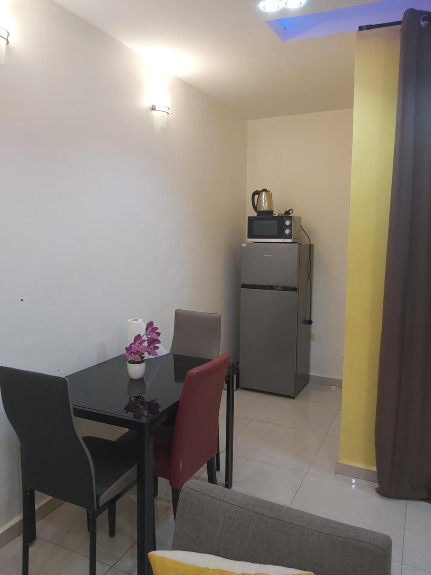 Hotel Appart B4U - Etoudi Yaounde Exterior photo